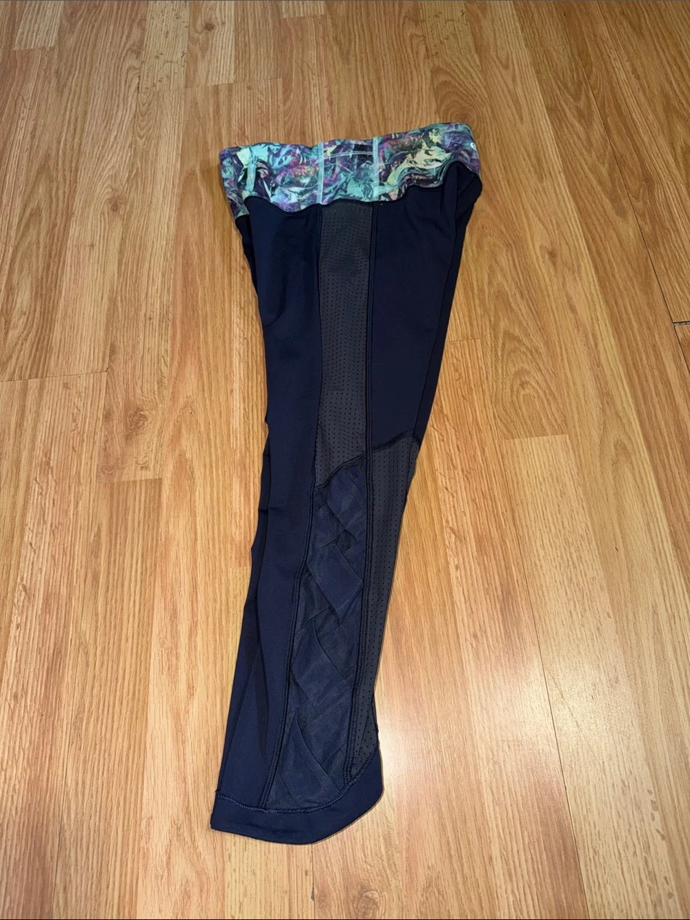 Lululemon Var-City Crop Leggings Size 4